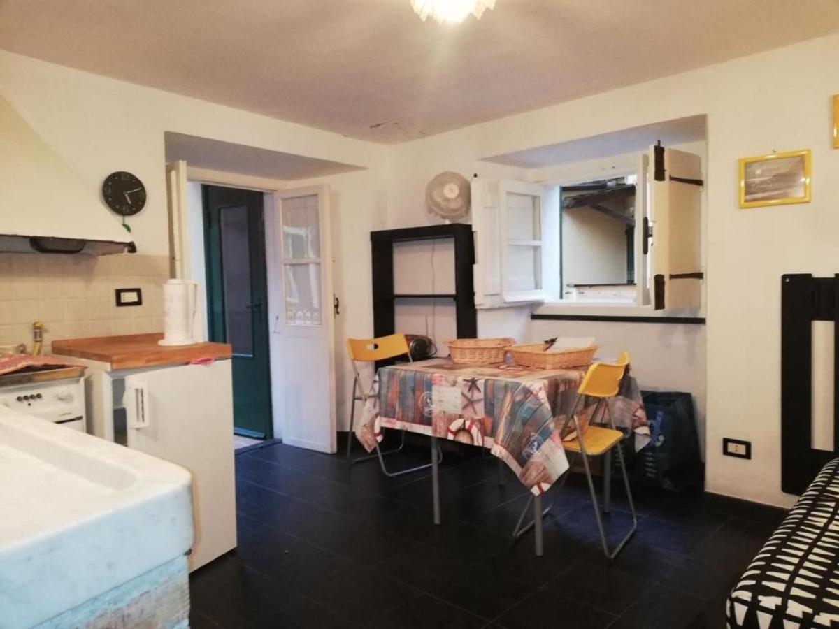 Bilocale Centro Storico - Via Sant' Erasmo Apartment Бонасола Екстериор снимка