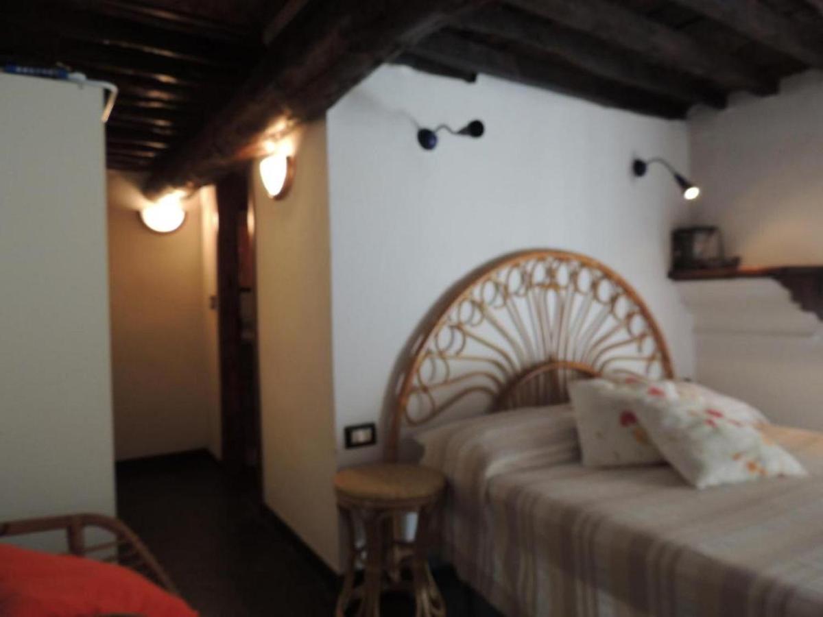 Bilocale Centro Storico - Via Sant' Erasmo Apartment Бонасола Екстериор снимка